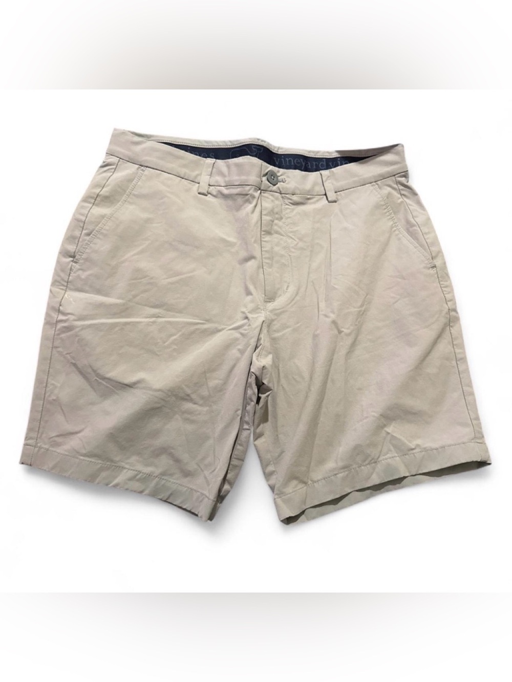 Vineyard Vines Men's Tan Flat-Front Chino Shorts